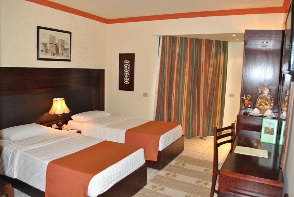 SHARM HOLIDAY