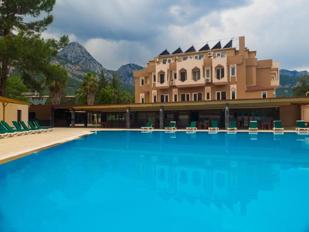 ALEXIUS BEACH HOTEL (EX. BELDIANA CLUB)